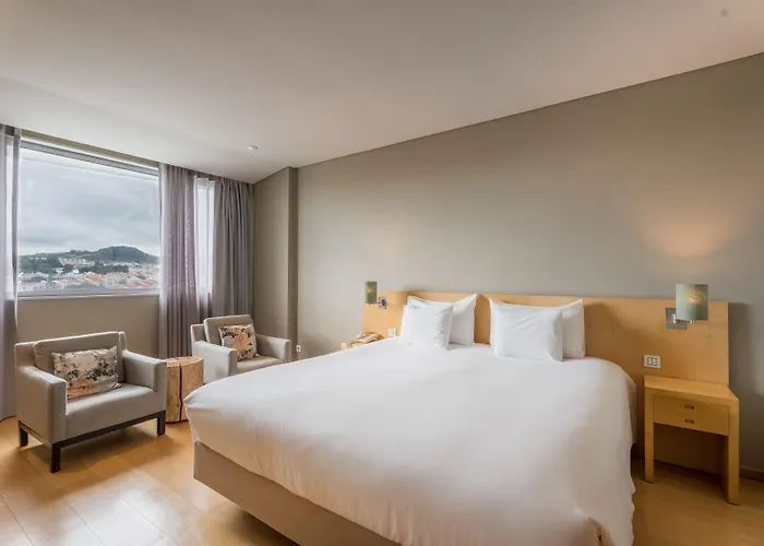 The Lince Azores Otel